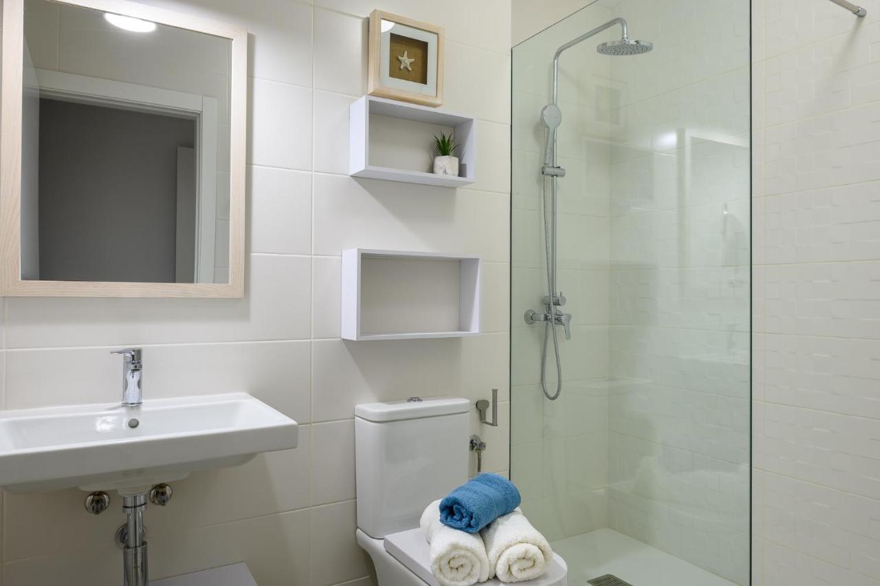 La Marinera House-Near The Beach, Fast Wifi, Air-Con On Main Bedroom And Sat Tv Playa Blanca  Kültér fotó